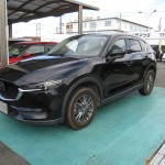 ブラックでレザーシート、4ＷＤ＆クリーンディーゼルと人気の組み合わせ