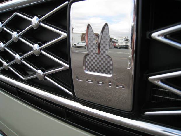 ラパンといえばウサギマークがアクセントです