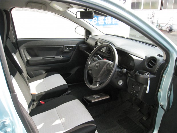 シンプルな室内ですが使い勝手は良好です