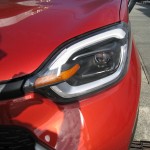 ヘッドライトも新車のようにクリアです。